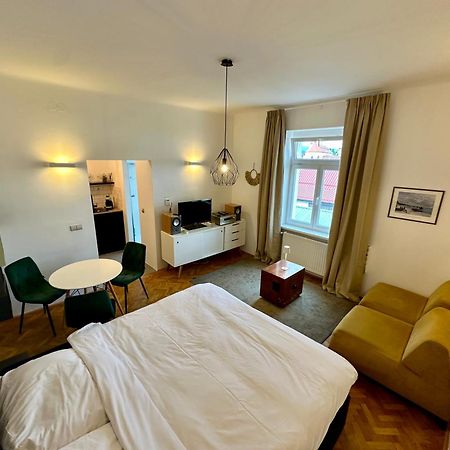 Modern Studio In The Heart Of The City มาริบอร์ ภายนอก รูปภาพ