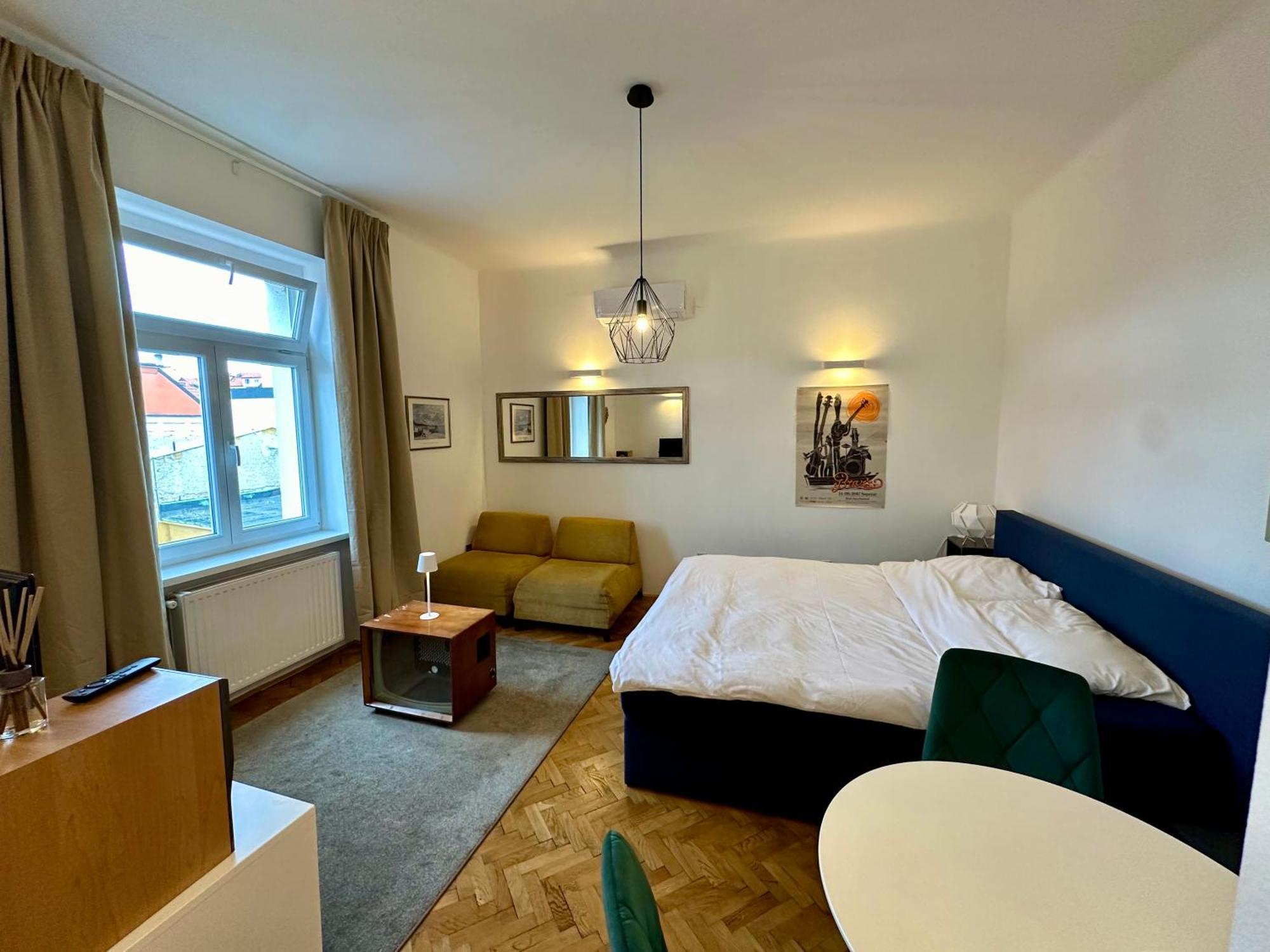 Modern Studio In The Heart Of The City มาริบอร์ ภายนอก รูปภาพ